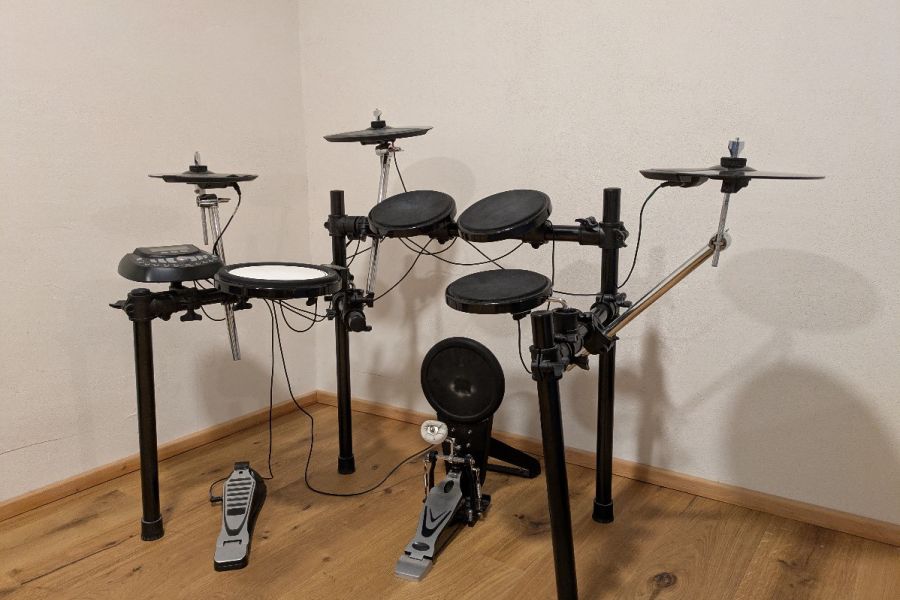 Elektrisches Schlagzeug – guter Zustand! - Bild 2