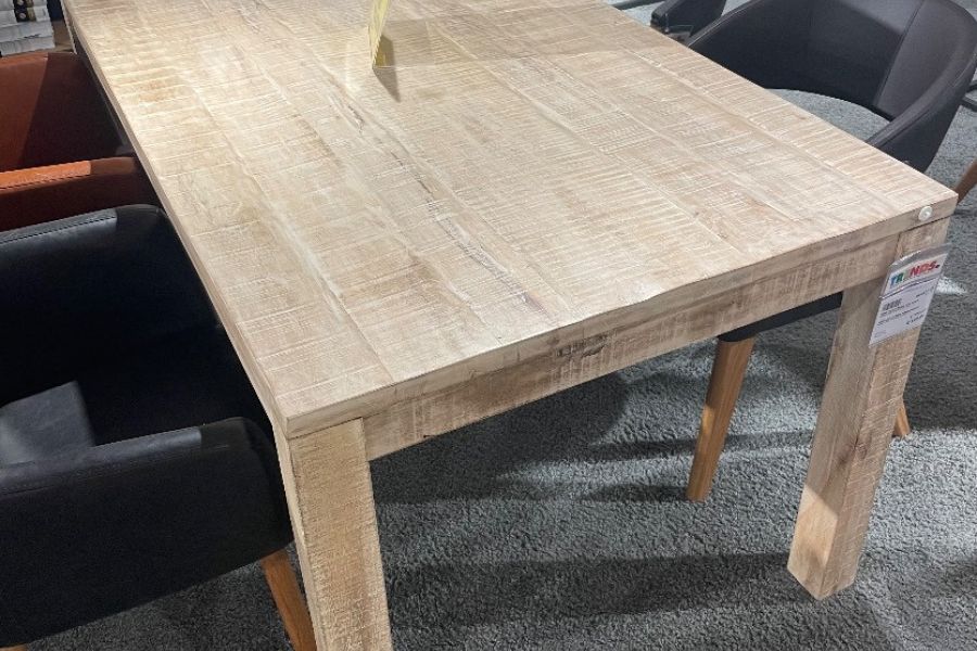 Rustikaler Tisch aus Mango Massivholz - Bild 3