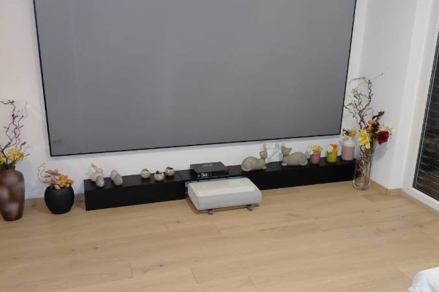 SAMSUNG 4K Projektor The Premiere (Optional: Hochkontrast-Leinwand) - Bild 2