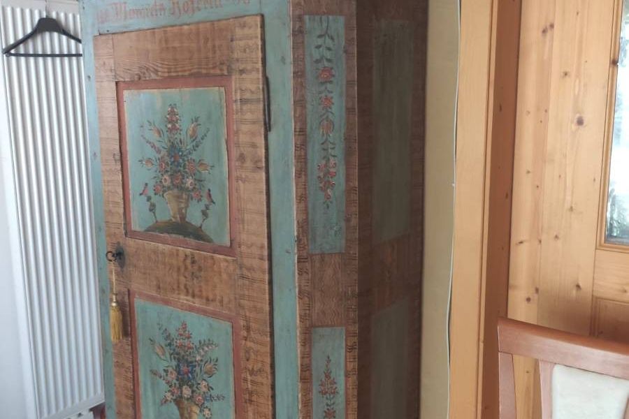 Antiker Tiroler Bauernschrank 1838 - Bild 3