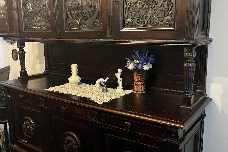 Antikes Buffet/Gründerzeit um 1900–aus Familienbesitz (Bozen/Südtirol) - Bild 1