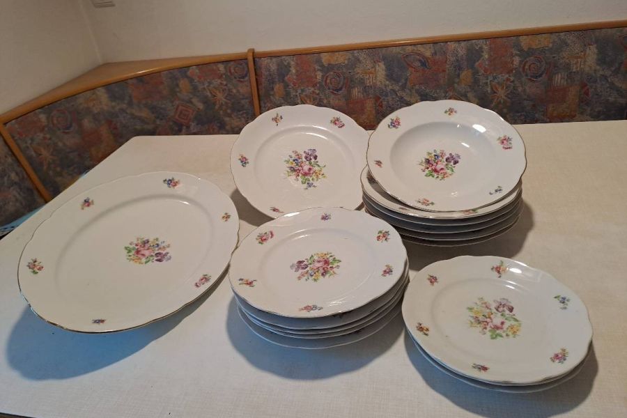 Porzellangeschirr - Bild 2