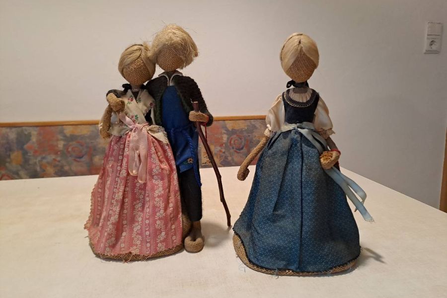 Trachtenpuppen handgemacht - Bild 1