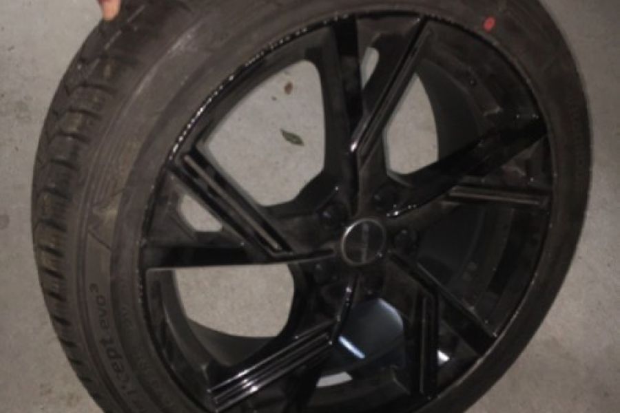 NEUE Winterreifen mit Alufelgen abzugeben - Bild 1