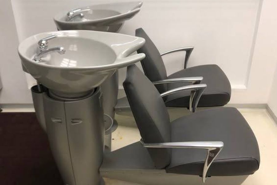 Friseursalonreinrichtung - Bild 4