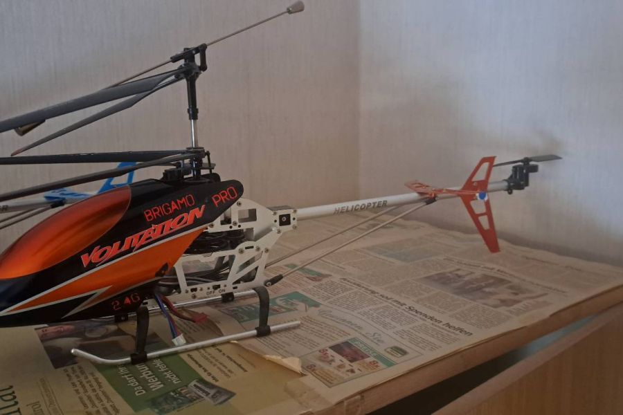 Hupschrauber + Drohne - Bild 2