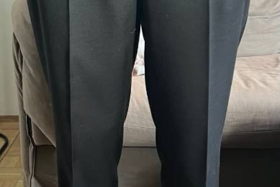 Eleganter Herrenanzug in Schwarz – Abito Uomo Nero! - Bild 3