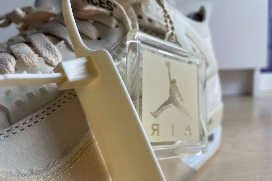 NIKE Air JORDAN 4 Retro Off-White Sail Gr.44 - Bild 2