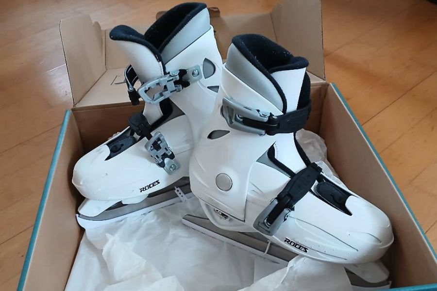 Schlittschuhe Roces 30/35 neu - Bild 1