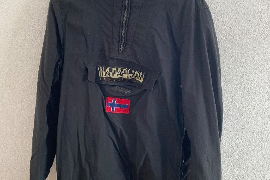 Napjiri Jacke zu verkaufen - Bild 1
