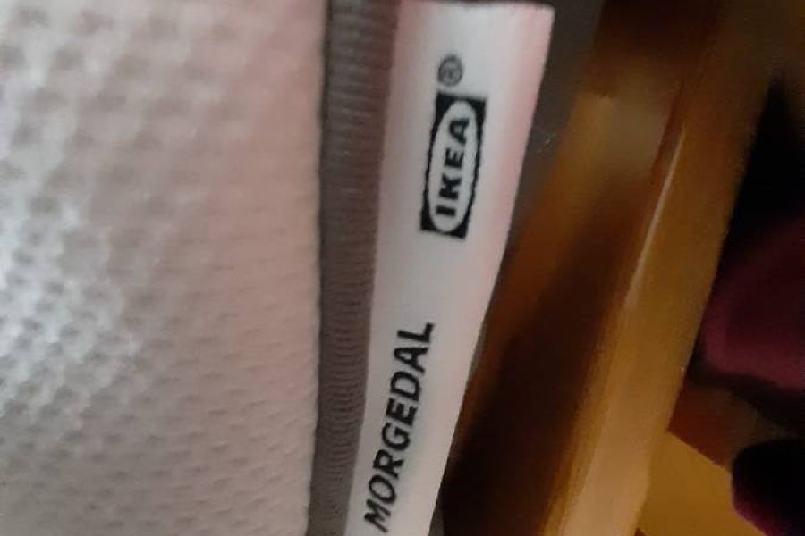 Bett inkl. Lattenrost + neuwertige Matratze 90x200cm - Bild 2