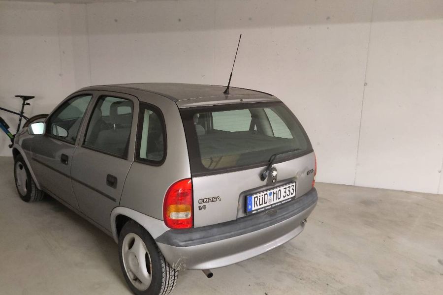 verschenke meinen Opel Corsa b - Bild 3