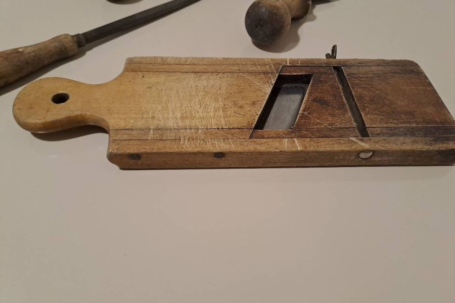 Antike Küchenutensilien - Bild 2