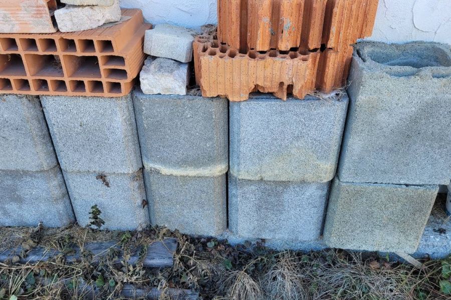 Hohlblocksteine - Bild 1