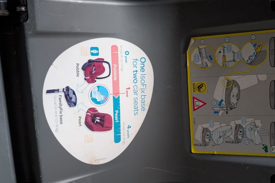 Maxi Cosi mit Isofix Station - Bild 5