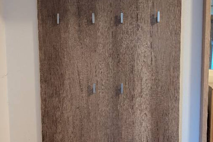 Verkaufe Garderobenpaneel - Bild 1