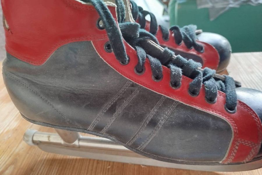 Schlittschuhe - Bild 1