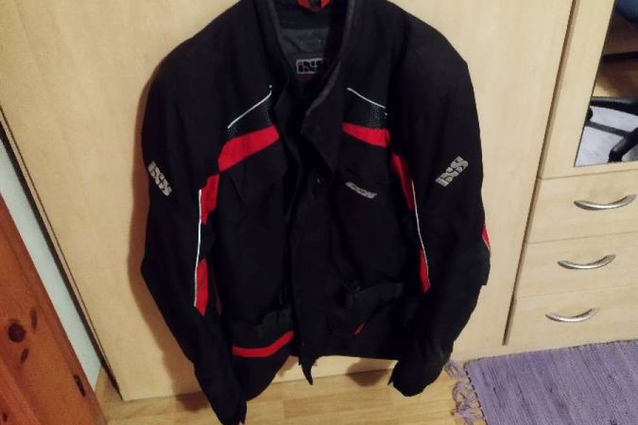 Motorradjacke mit Protektoren - Bild 1