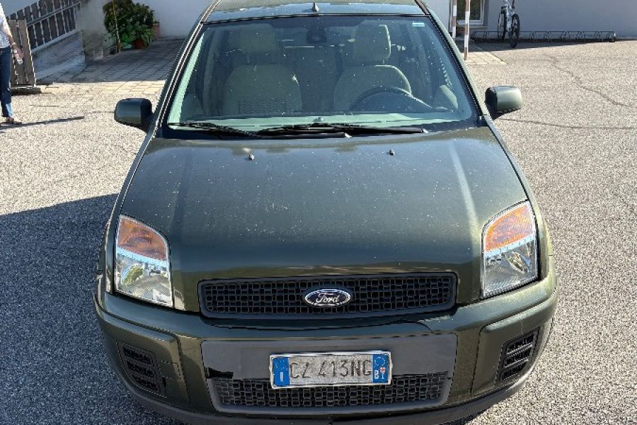 Ford Fusion 1,4Tdci - Bild 2