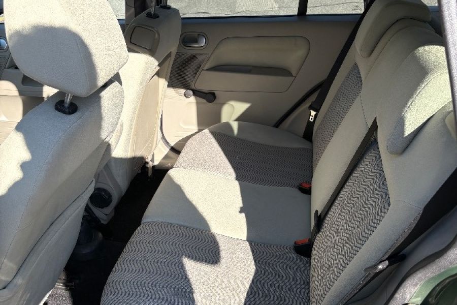 Ford Fusion 1,4Tdci - Bild 3