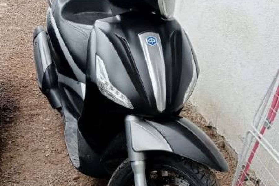 Scooter Piaggio Beverly 350 - Bild 1