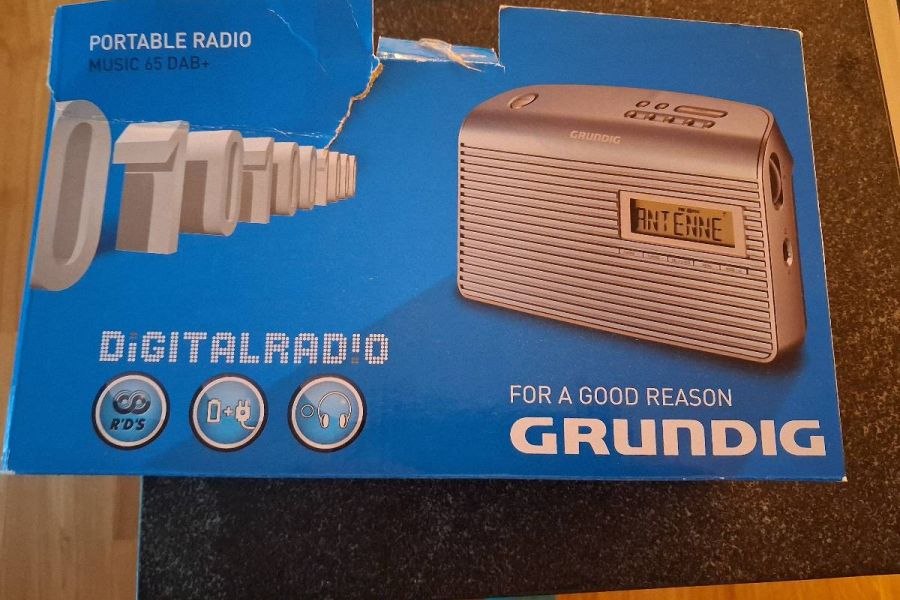 Neuwertiges Digital Radio der Marke Grundig zu verkaufen. - Bild 2
