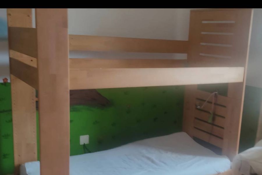 Stockbett,kann auch als zwei Einzelbetten aufgestellt werden. - Bild 1