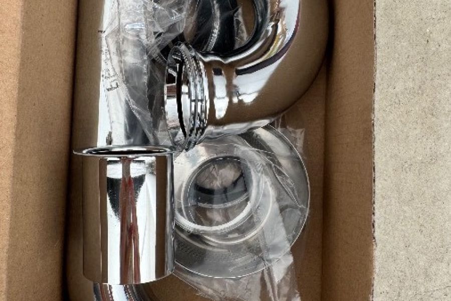 Wasserhahn und Bidetsifon - Bild 3