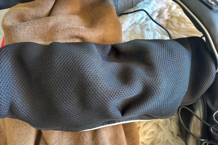 Massagegürtel mit Wärme für Genick - Bild 3