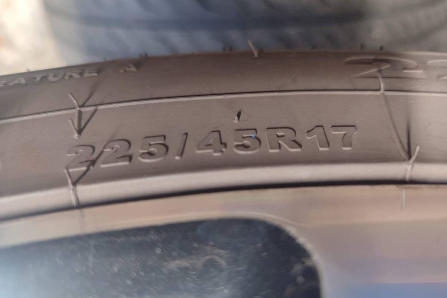 4 Reifen inklusive Felgen - 4 pneumatici con cerchi - Bild 4