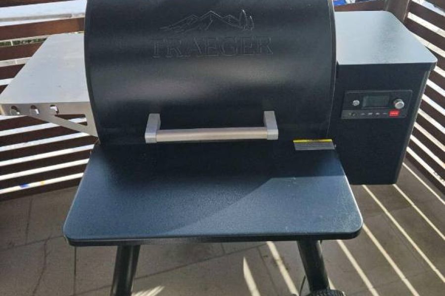Träger Ironwood 650 Holzpelletgrill - Bild 1