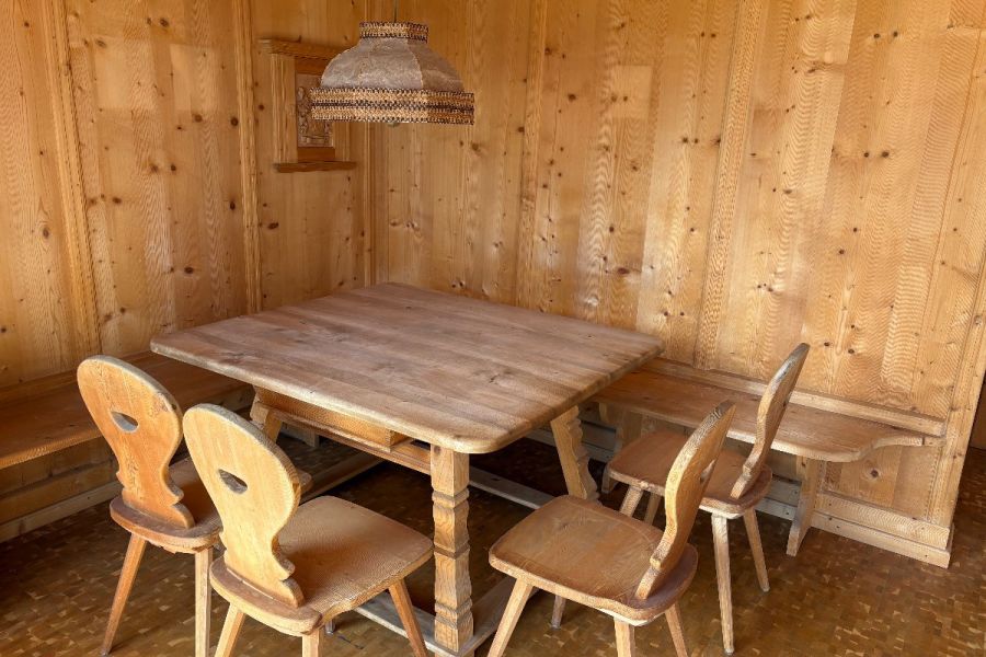 Stube komplett mit Täfelung - Bild 2