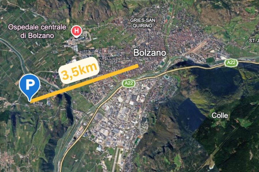 Überdachter Stellplatz für Wohnmobil/Camper in Bozen - Bild 1