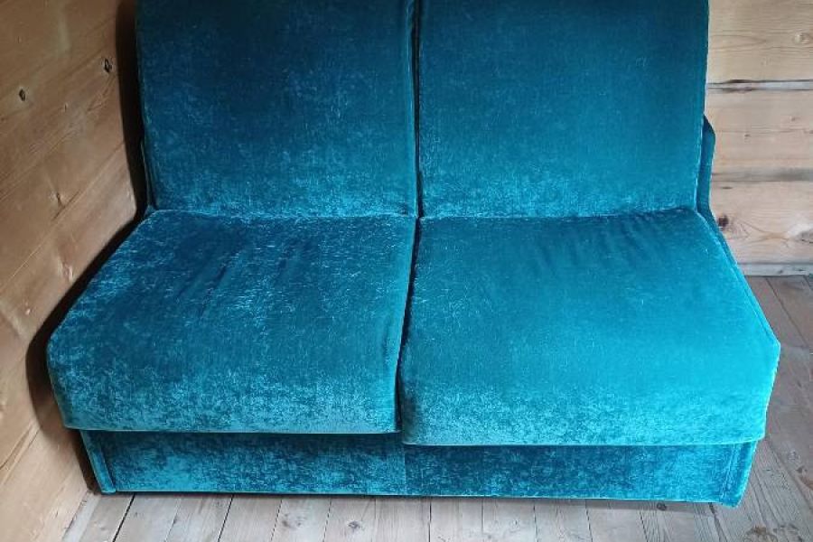 Couch aufklappbar als Schlafcouch zu verkaufen - Bild 1