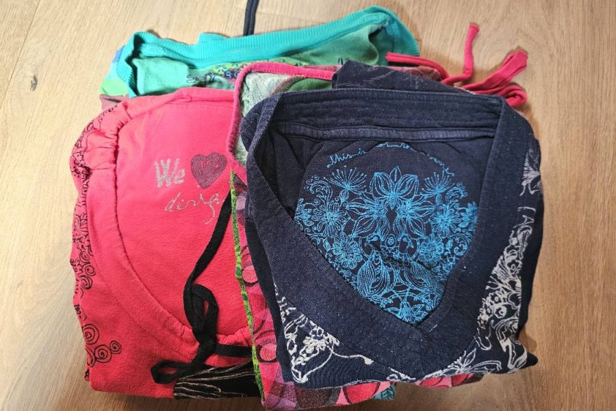 DESIGUAL Damen T-Shirts, S/M (5 Stück) - Bild 1