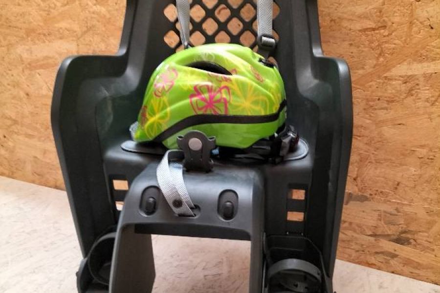 Fahrrad-Kindersitz mit Kinderhelm, sehr guter Zustand - Bild 2