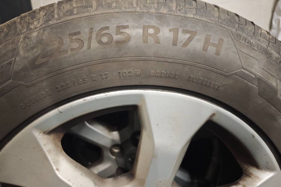 Sommerreifen mit Felgen Toyota RAV 4 - Bild 3