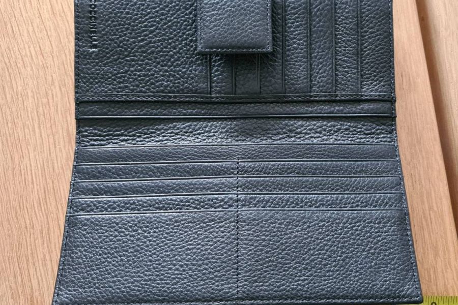 Damenbrieftasche der Marke Coccinelle - Bild 2
