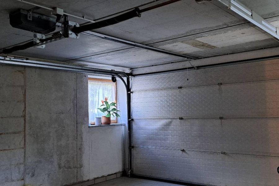 Elektrisches Garagentor - Bild 2
