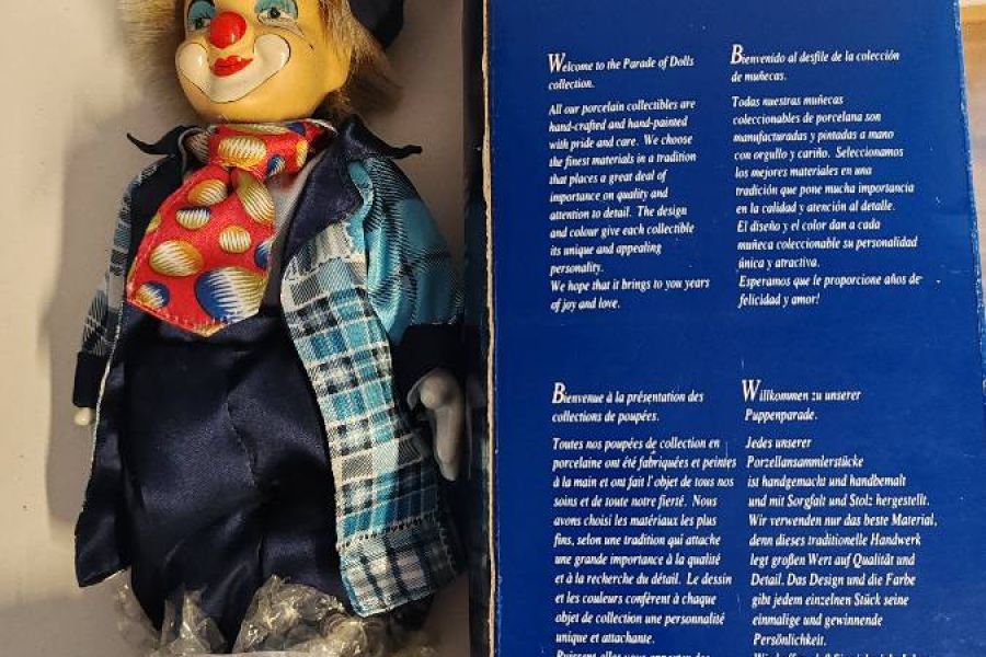 Clown Porzellanfigur (Kopf, Hände, Füße) handbemalt - Bild 1
