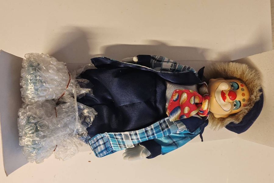 Clown Porzellanfigur (Kopf, Hände, Füße) handbemalt - Bild 3