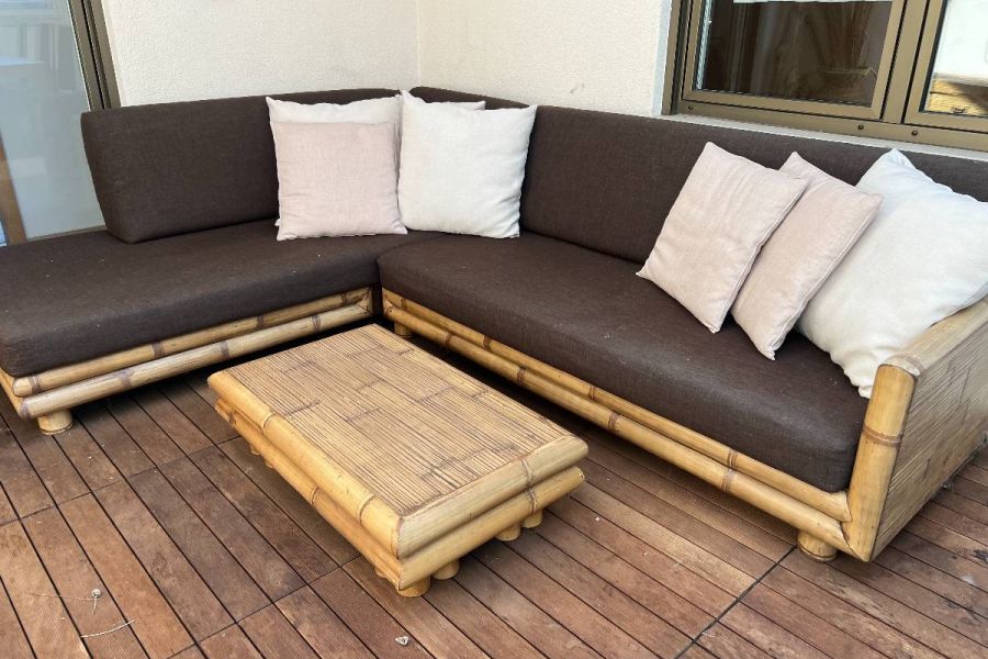 Couch mit Couchtisch, Kommode, Tisch 6 Stühle - Bild 1