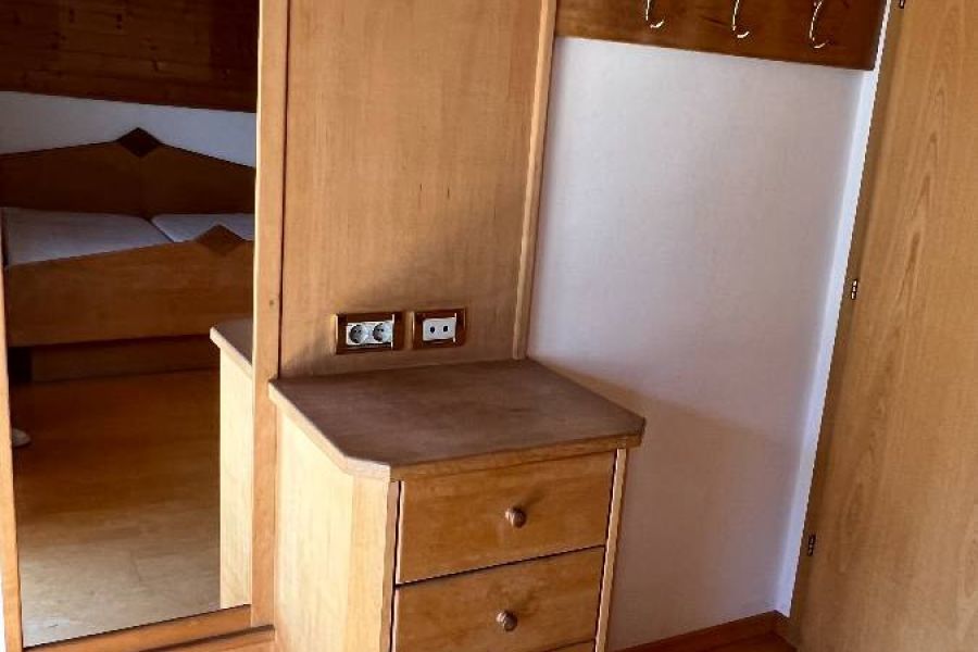 Einbauschlafzimmer massiv - Bild 3