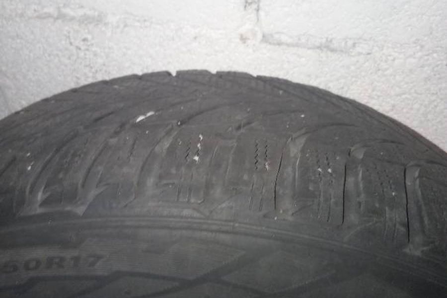4 Winterreifen Nexen 225/50 R17 gebraucht - Bild 4