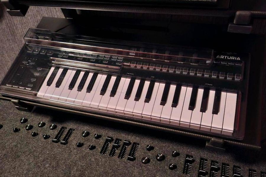 Arturia Keystep Pro Chroma + Decksaver Midi Keyboard Sequenzer - Bild 5