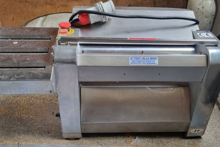 Nudelmaschine - Macchina per pasta - Bild 1