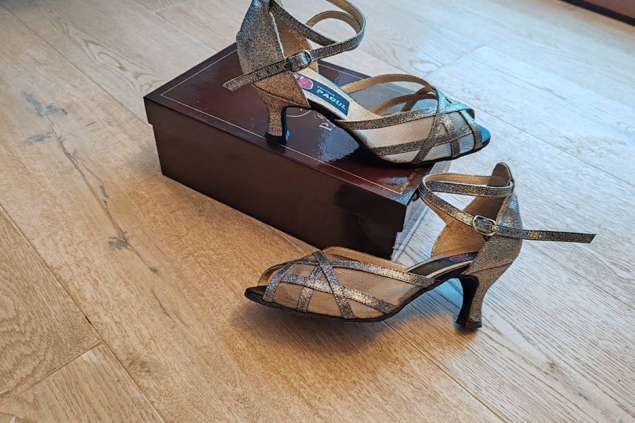 Tanzschuhe silber Gr. 38 - Bild 1