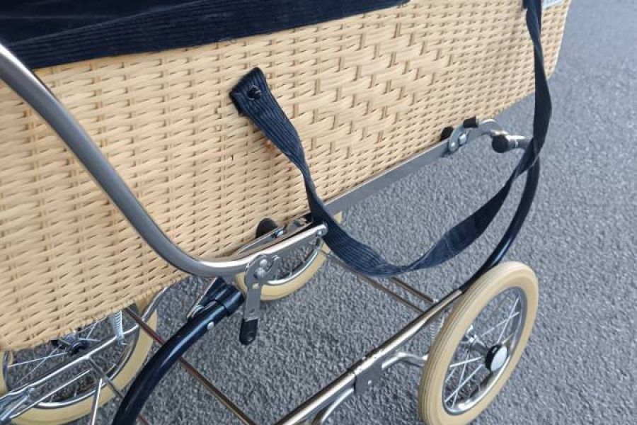 Vintage-Kinderwagen und Buggy - Bild 2