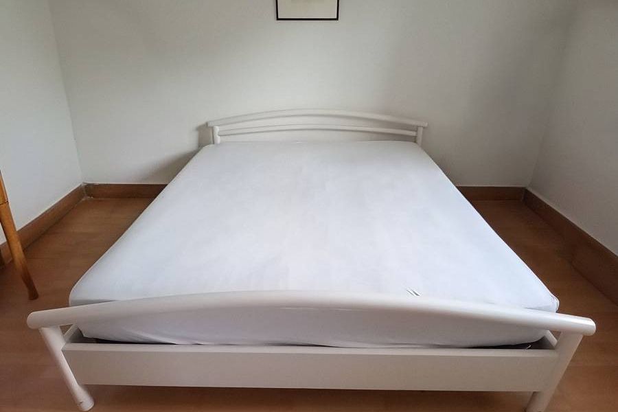 Französisches Bett inklusive Lattenrost - Bild 1