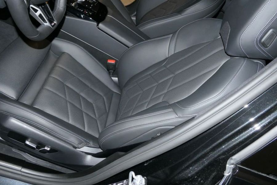 BMW Serie 5 520d xDrive M Sport - Bild 13
